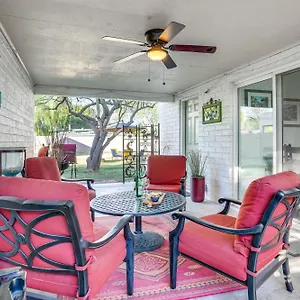 Pet-friendly With Breezeway And Fire Pit! , Phoenix United States