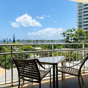  Holiday home Ilikai 302 - Spacious With Stunning Ocean & Harbor Views